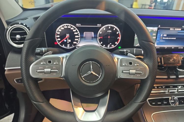 Used Mercedes-Benz E-Class 2020 Restyled E 300 L Sporty and Stylish Edition Steering Wheel