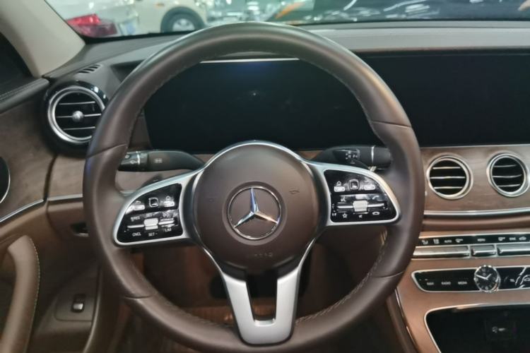 Used Mercedes-Benz E-Class 2020 Facelift E 300 L Stylish Edition Steering Wheel