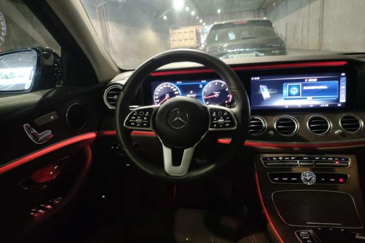 Used Mercedes-Benz E-Class 2020 E 260 L Steering Wheel