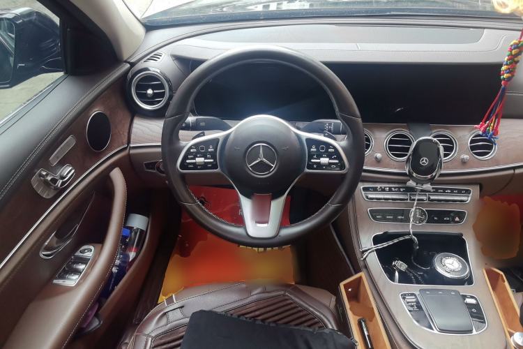 Used Mercedes-Benz E-Class 2020 Facelift E 300 L Stylish Edition Steering Wheel