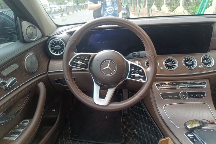 Used Mercedes-Benz E-Class 2020 E 260 L Steering Wheel