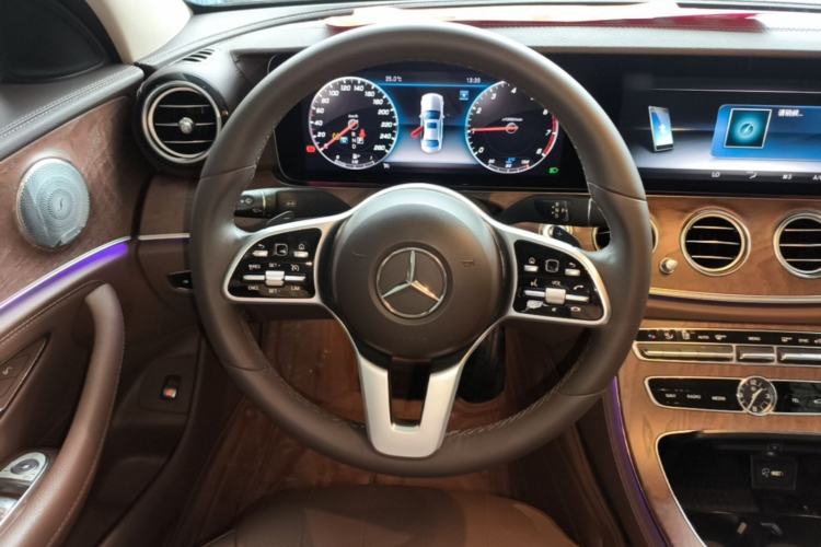 Used Mercedes-Benz E-Class 2020 E 300 L Luxury Model Steering Wheel