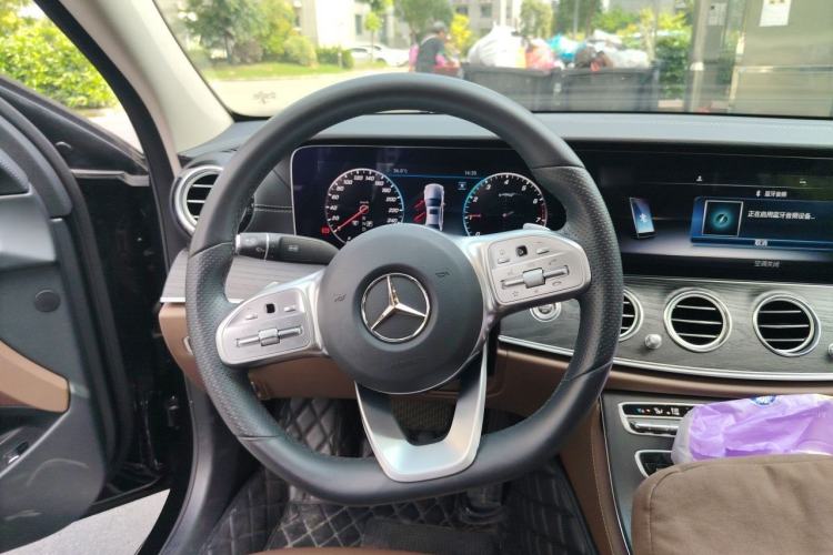 Used Mercedes-Benz E-Class 2020 Restyled E 300 L Sporty and Stylish Edition Steering Wheel