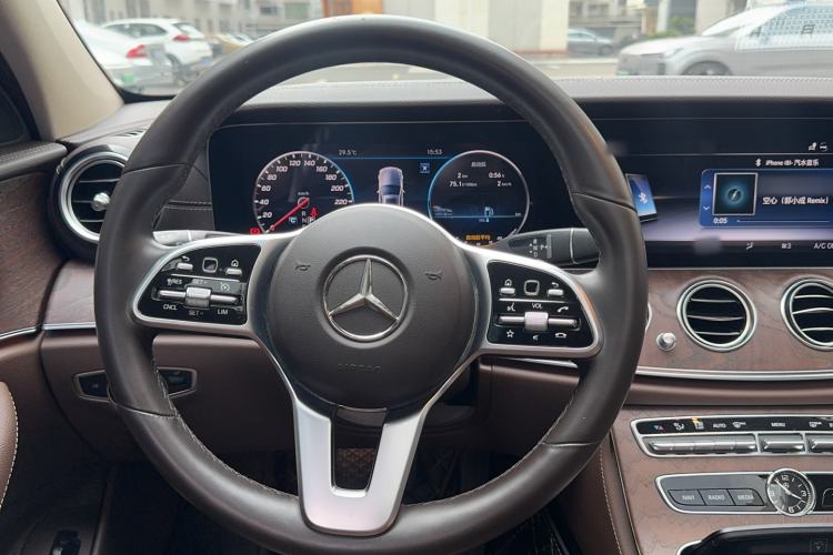 Used Mercedes-Benz E-Class 2020 Restyled E 300 L Exclusive Edition Steering Wheel