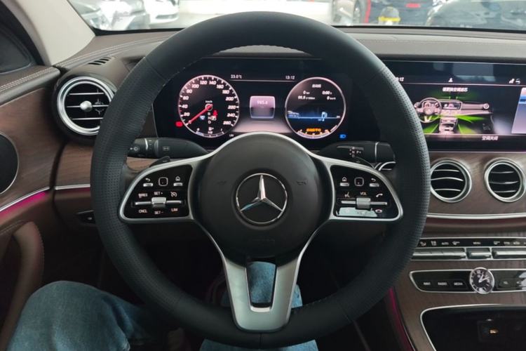 Used Mercedes-Benz E-Class 2020 E 300 L Stylish Model Steering Wheel