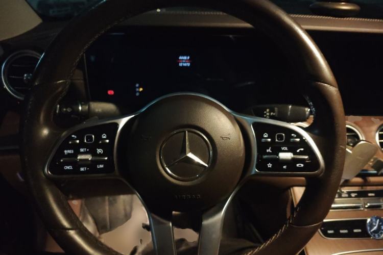 Used Mercedes-Benz E-Class 2020 E 300 L Luxury Model Steering Wheel