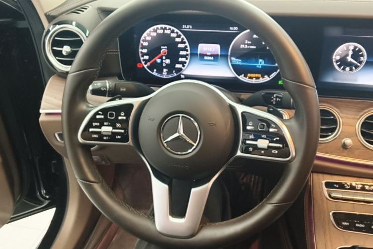 Used Mercedes-Benz E-Class 2020 Facelift E 300 L Stylish Edition Steering Wheel