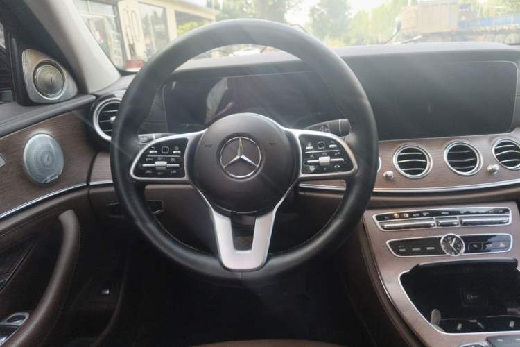 Used Mercedes-Benz E-Class 2020 E 300 L Luxury Model Steering Wheel