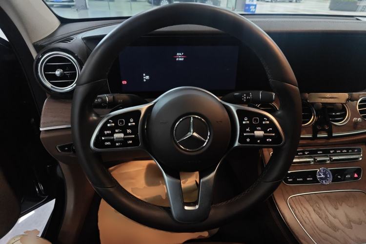 Used Mercedes-Benz E-Class 2020 Facelift E 260 L Steering Wheel