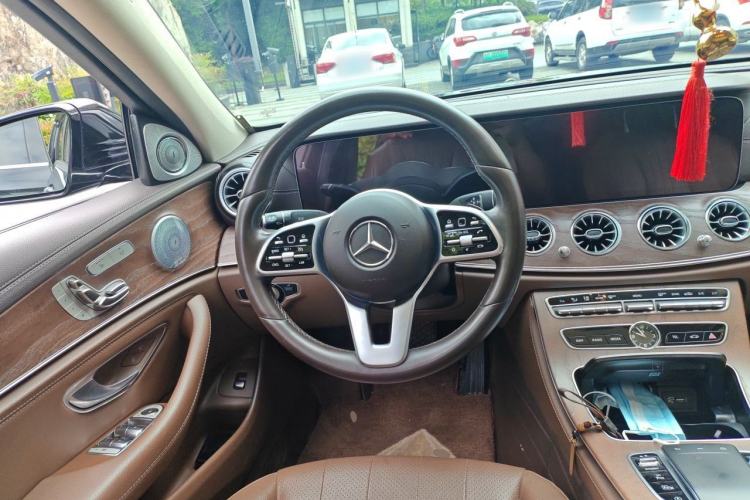 Used Mercedes-Benz E-Class 2020 E 300 L Stylish Model Steering Wheel