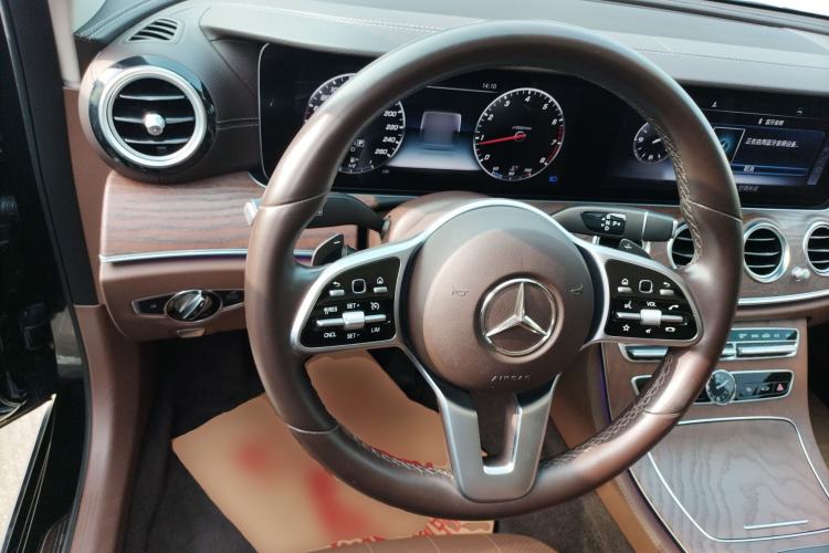 Used Mercedes-Benz E-Class 2020 Facelift E 300 L Stylish Edition Steering Wheel
