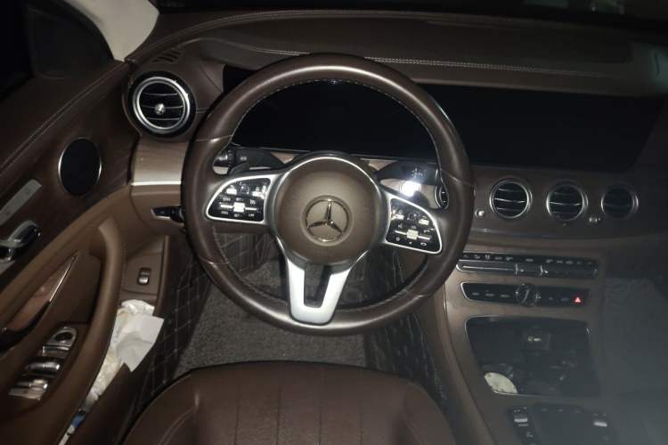 Used Mercedes-Benz E-Class 2020 Facelift E 300 L Stylish Edition Steering Wheel