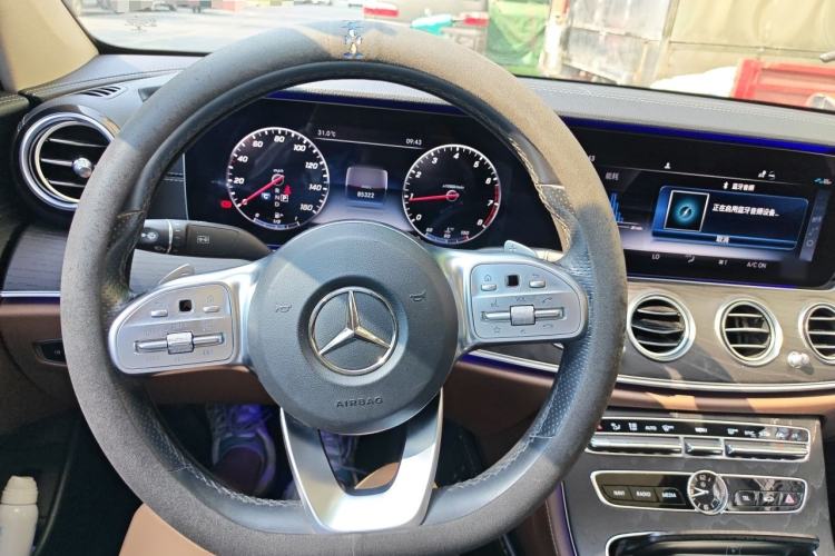 Used Mercedes-Benz E-Class 2020 Restyled E 300 L Sporty and Stylish Edition Steering Wheel