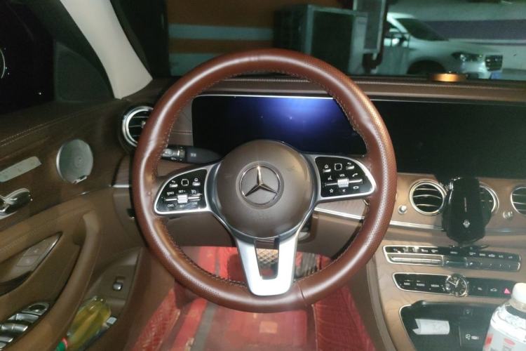 Used Mercedes-Benz E-Class 2020 Restyled E 300 L Exclusive Edition Steering Wheel