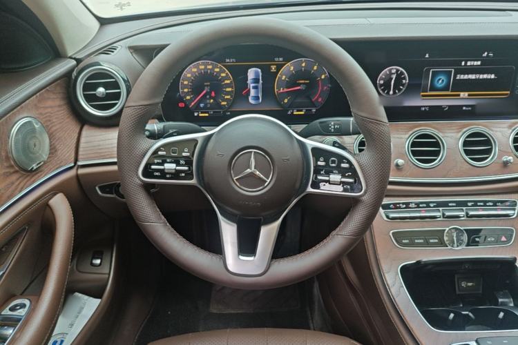 Used Mercedes-Benz E-Class 2020 Facelift E 300 L Stylish Edition Steering Wheel