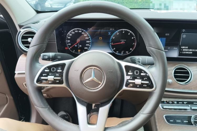 Used Mercedes-Benz E-Class 2020 Facelift E 300 L Stylish Edition Steering Wheel