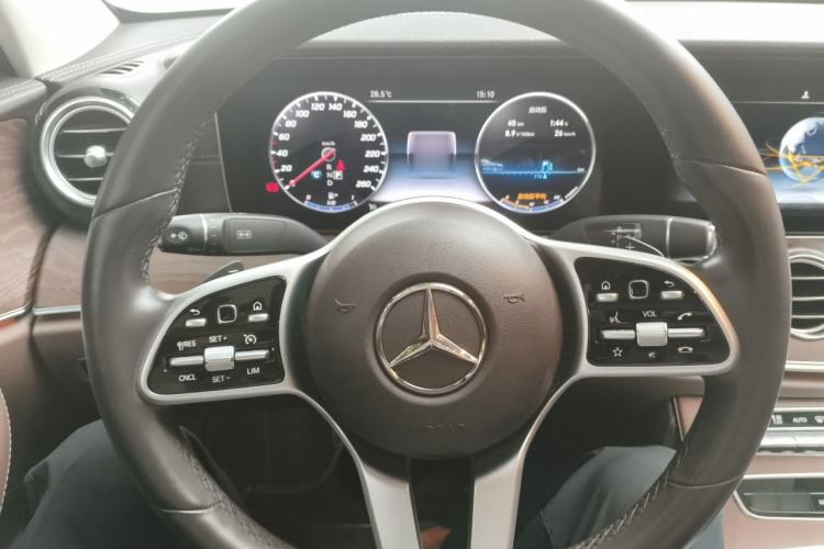 Used Mercedes-Benz E-Class 2020 Restyled E 300 L Exclusive Edition Steering Wheel