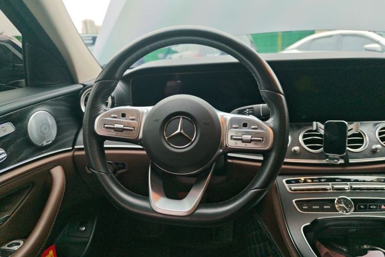 Used Mercedes-Benz E-Class 2020 E 300 L Sport Luxury Edition Steering Wheel