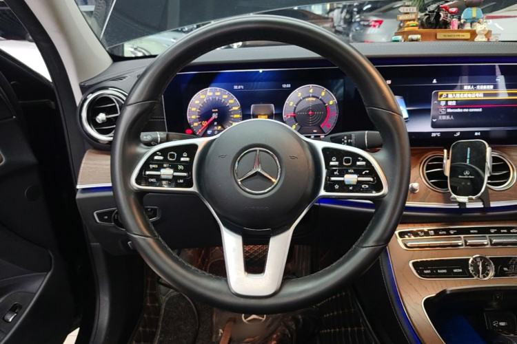 Used Mercedes-Benz E-Class 2020 Facelift E 300 L Stylish Edition Steering Wheel