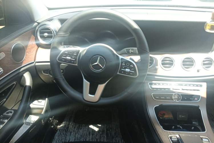 Used Mercedes-Benz E-Class 2020 E 300 L Stylish Model Steering Wheel