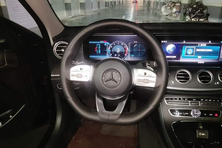 Used Mercedes-Benz E-Class 2020 Restyled E 300 L Sporty and Stylish Edition Steering Wheel