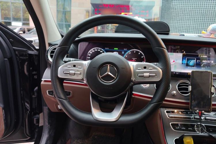Used Mercedes-Benz E-Class 2020 Facelift E 260 L Sport Edition Steering Wheel