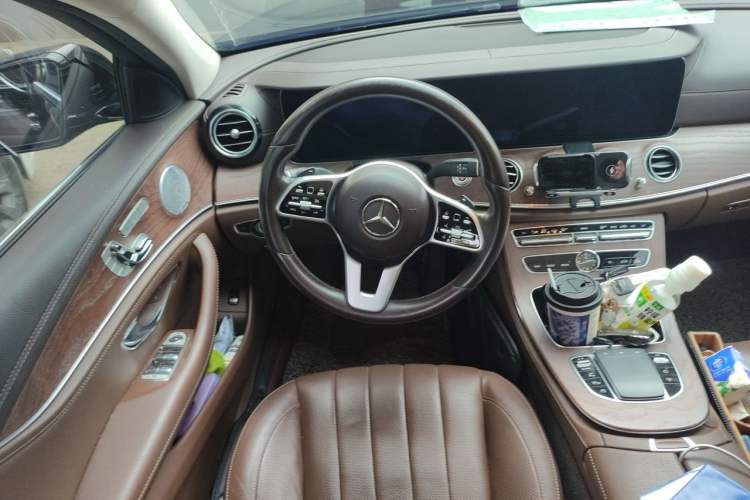 Used Mercedes-Benz E-Class 2020 Restyled E 300 L Exclusive Edition Steering Wheel