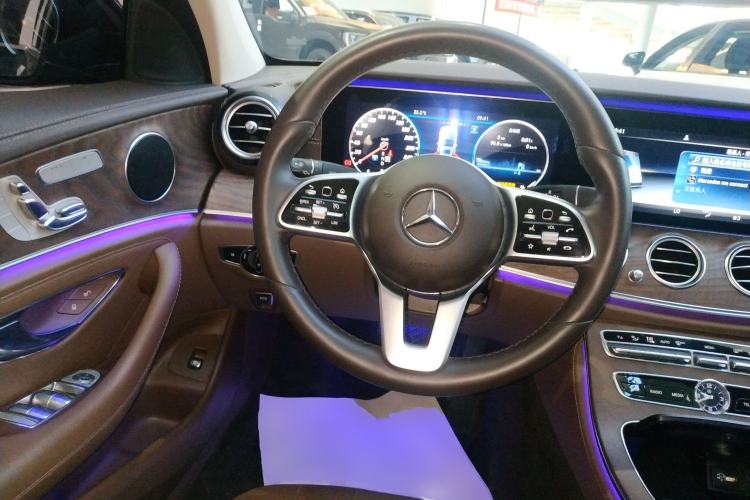 Used Mercedes-Benz E-Class 2020 Facelift E 300 L Stylish Edition Steering Wheel