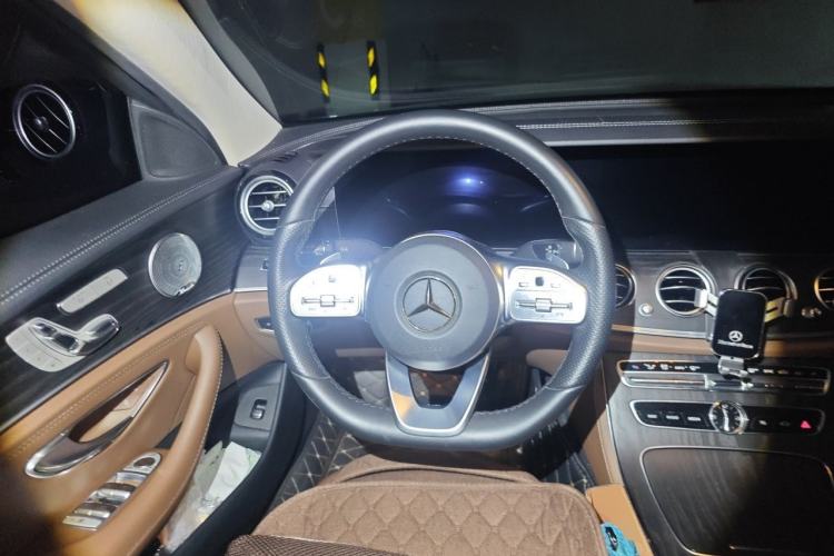 Used Mercedes-Benz E-Class 2020 Restyled E 300 L Sport Exclusive Edition Steering Wheel