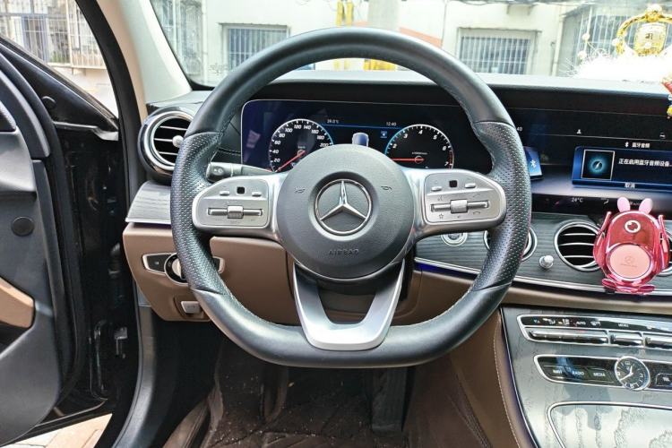 Used Mercedes-Benz E-Class 2020 Restyled E 300 L Sporty and Stylish Edition Steering Wheel