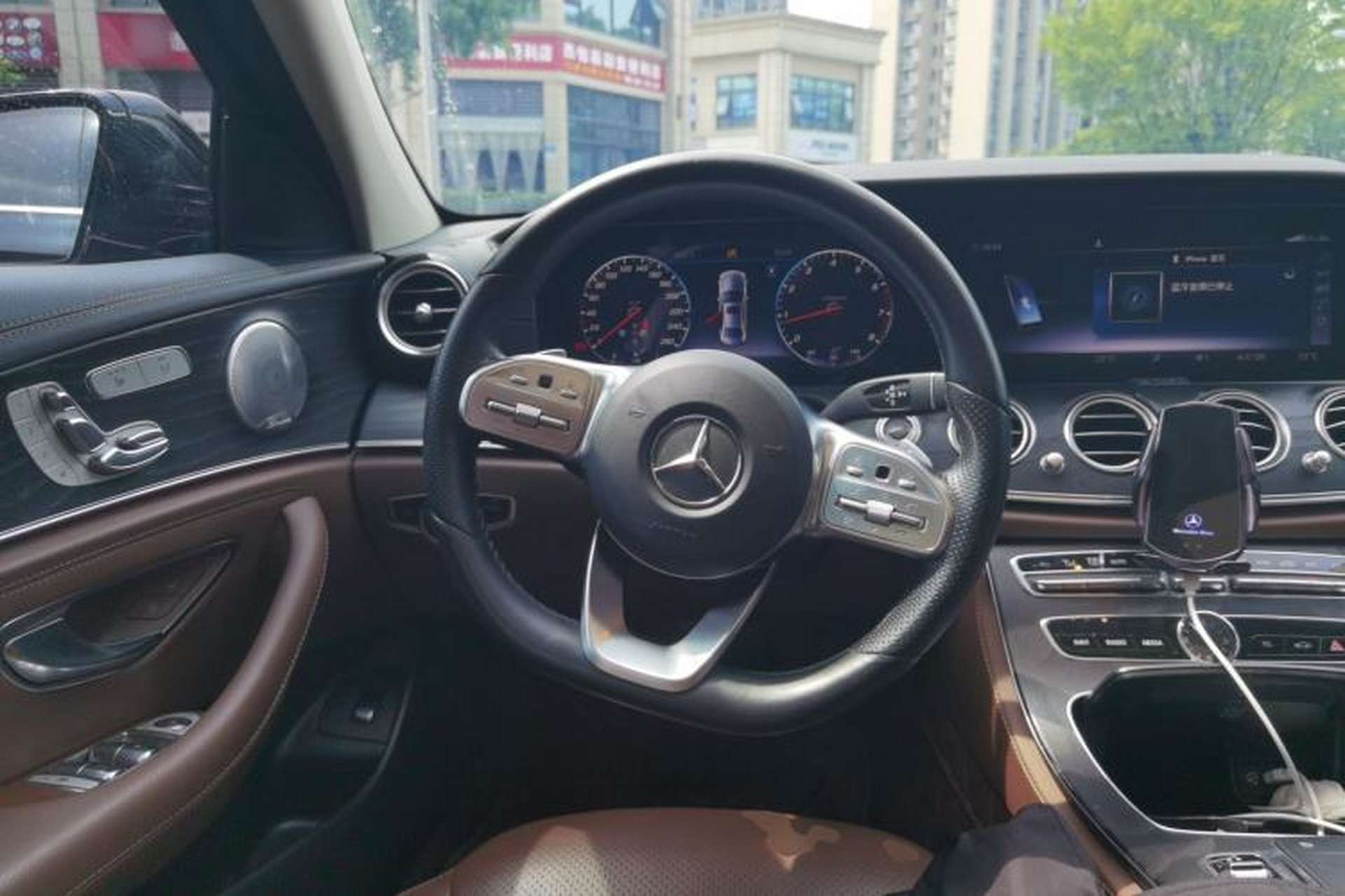 Used Mercedes-Benz E-Class 2020 E 300 L Sport Luxury Edition Steering Wheel