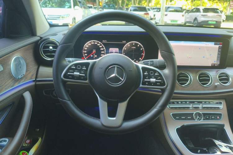 Used Mercedes-Benz E-Class 2020 Facelift E 300 L Stylish Edition Steering Wheel