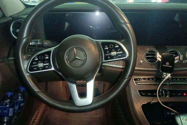Used Mercedes-Benz E-Class 2020 Facelift E 300 L Stylish Edition Steering Wheel