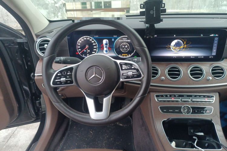 Used Mercedes-Benz E-Class 2020 E 300 L Stylish Model Steering Wheel