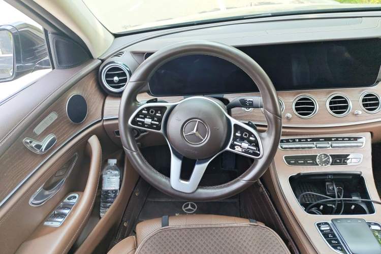 Used Mercedes-Benz E-Class 2020 E 260 L Steering Wheel