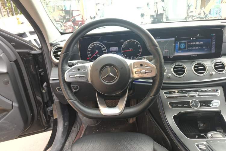 Used Mercedes-Benz E-Class 2020 Restyled E 300 L Sporty and Stylish Edition Steering Wheel