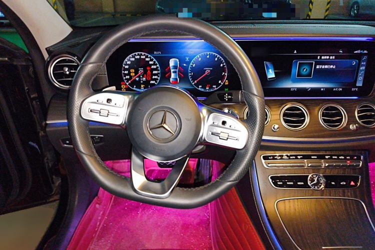 Used Mercedes-Benz E-Class 2020 E 300 L Sport Luxury Edition Steering Wheel