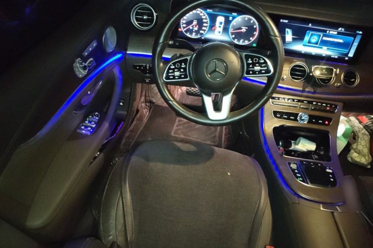 Used Mercedes-Benz E-Class 2020 E 300 L Luxury Model Steering Wheel