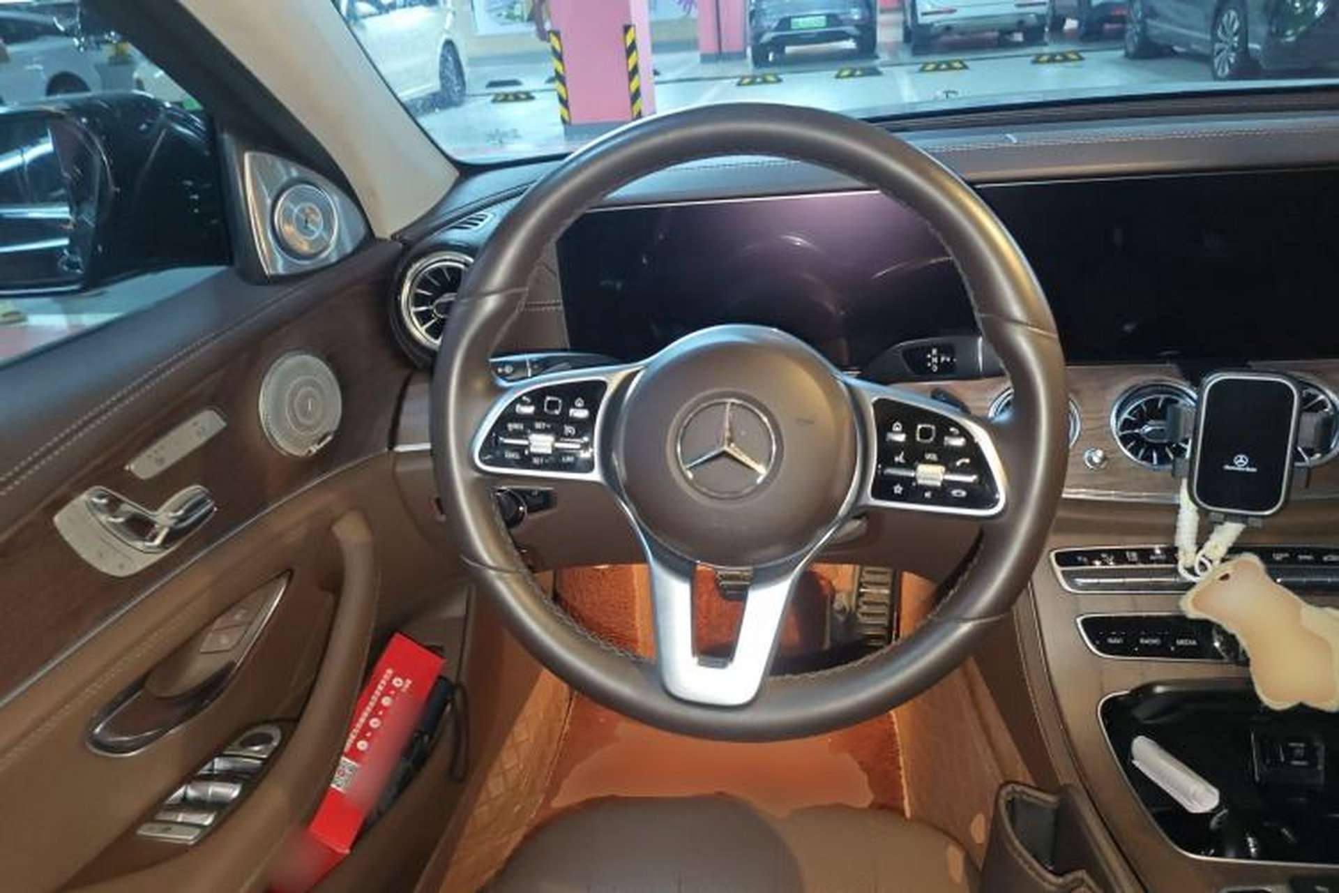 Used Mercedes-Benz E-Class 2020 E 300 L Luxury Model Steering Wheel
