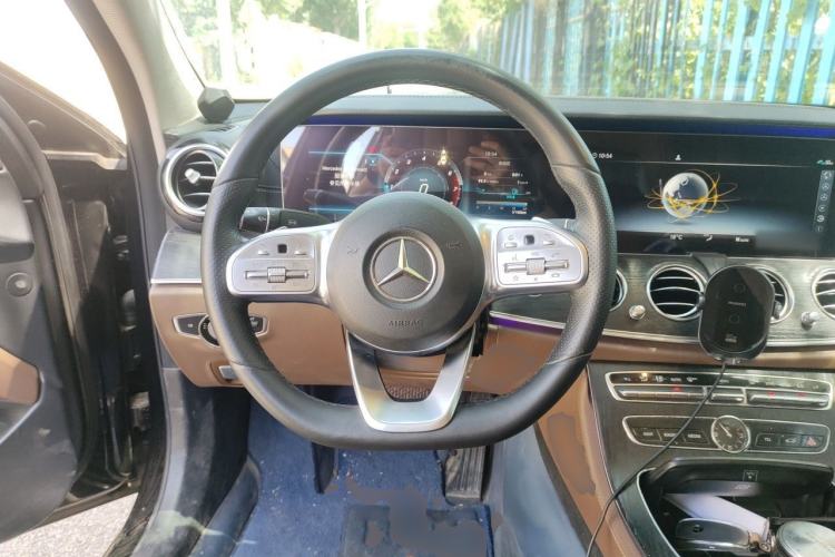 Used Mercedes-Benz E-Class 2020 E 300 L Sport Luxury Edition Steering Wheel