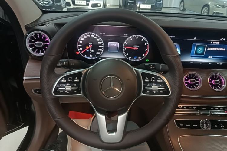 Used Mercedes-Benz E-Class 2020 Restyled E 300 L Exclusive Edition Steering Wheel