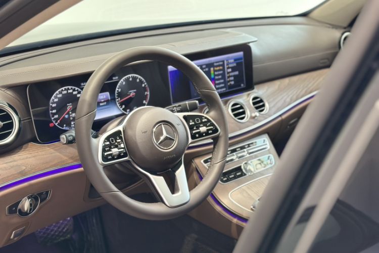Used Mercedes-Benz E-Class 2020 Facelift E 300 L Stylish Edition Steering Wheel