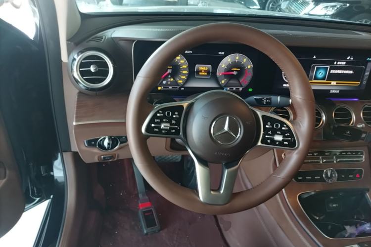 Used Mercedes-Benz E-Class 2020 E 300 L Luxury Model Steering Wheel