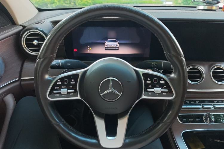 Used Mercedes-Benz E-Class 2020 E 260 L Steering Wheel