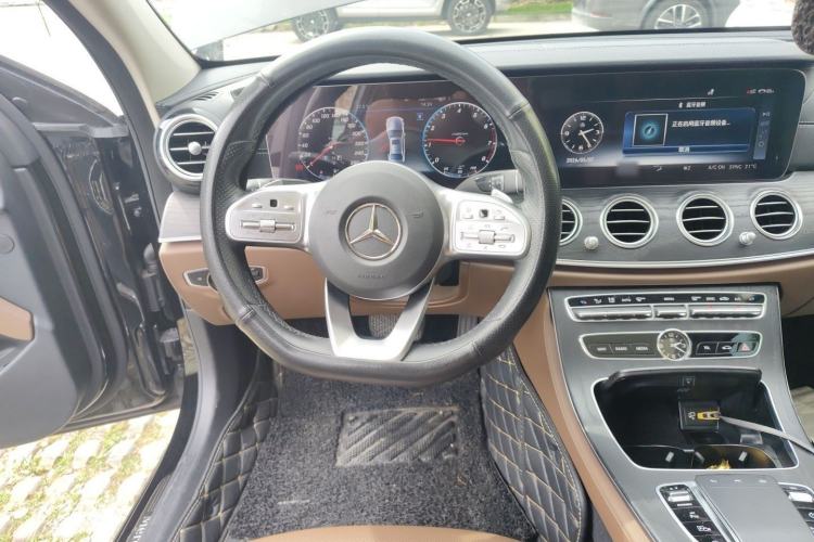 Used Mercedes-Benz E-Class 2020 Restyled E 300 L Sporty and Stylish Edition Steering Wheel