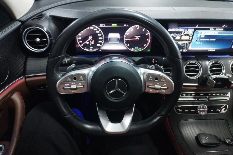 Used Mercedes-Benz E-Class 2020 Facelift E 260 L Sport Edition Steering Wheel