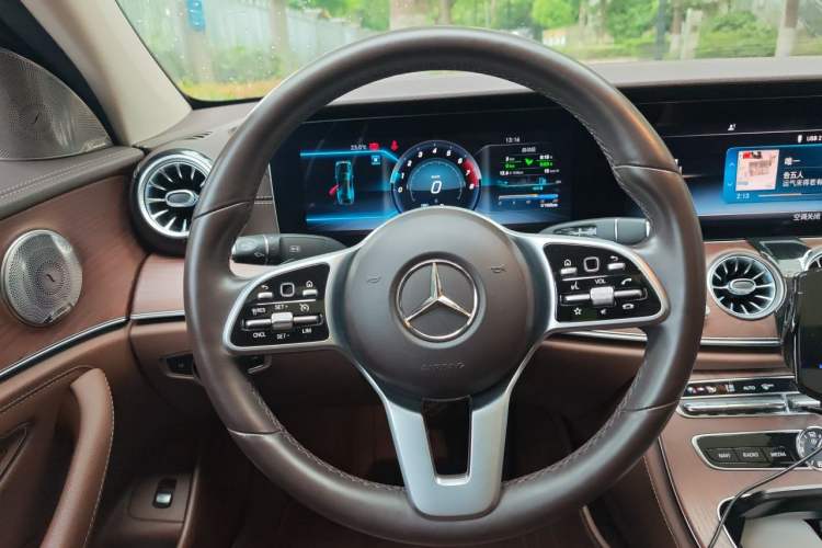Used Mercedes-Benz E-Class 2020 Facelift E 260 L Steering Wheel