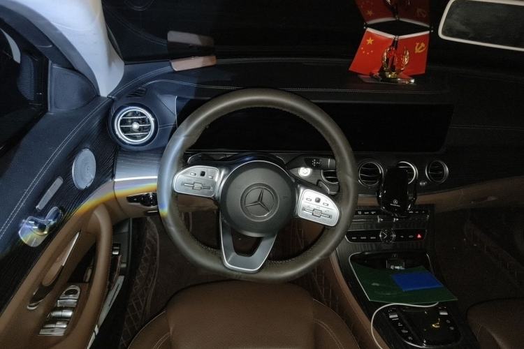 Used Mercedes-Benz E-Class 2020 E 300 L Sport Luxury Edition Steering Wheel