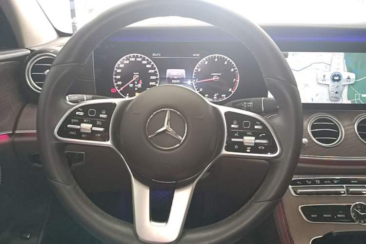 Used Mercedes-Benz E-Class 2020 Facelift E 300 L Stylish Edition Steering Wheel