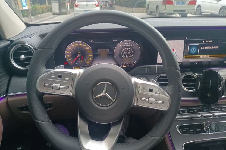Used Mercedes-Benz E-Class 2020 Restyled E 300 L Sporty and Stylish Edition Steering Wheel